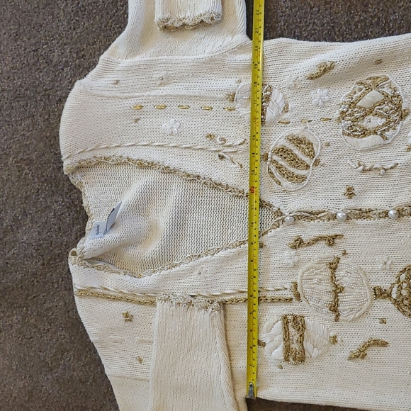 Vintage Jacqueline Ferrar Holiday Sweater - Picture 11 of 13